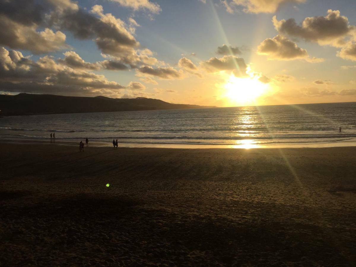 Piso Con Piscina Y Garaje En La Playa De Las Canteras Лас-Пальмас-де-Гран-Канария Экстерьер фото